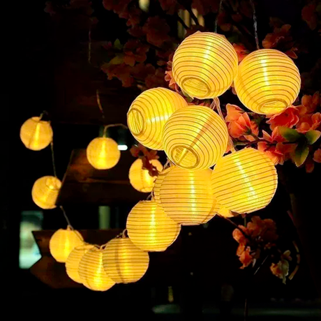 Lanterns & PomPoms